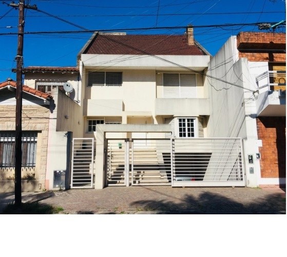 Casa 5 ambientes en ramos mejía