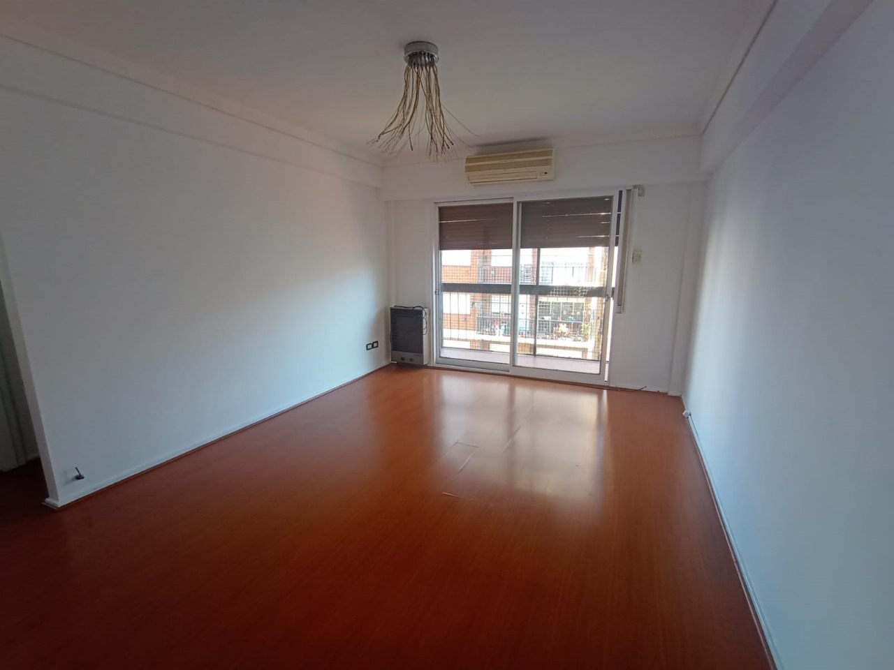 Departamento 3 al frente