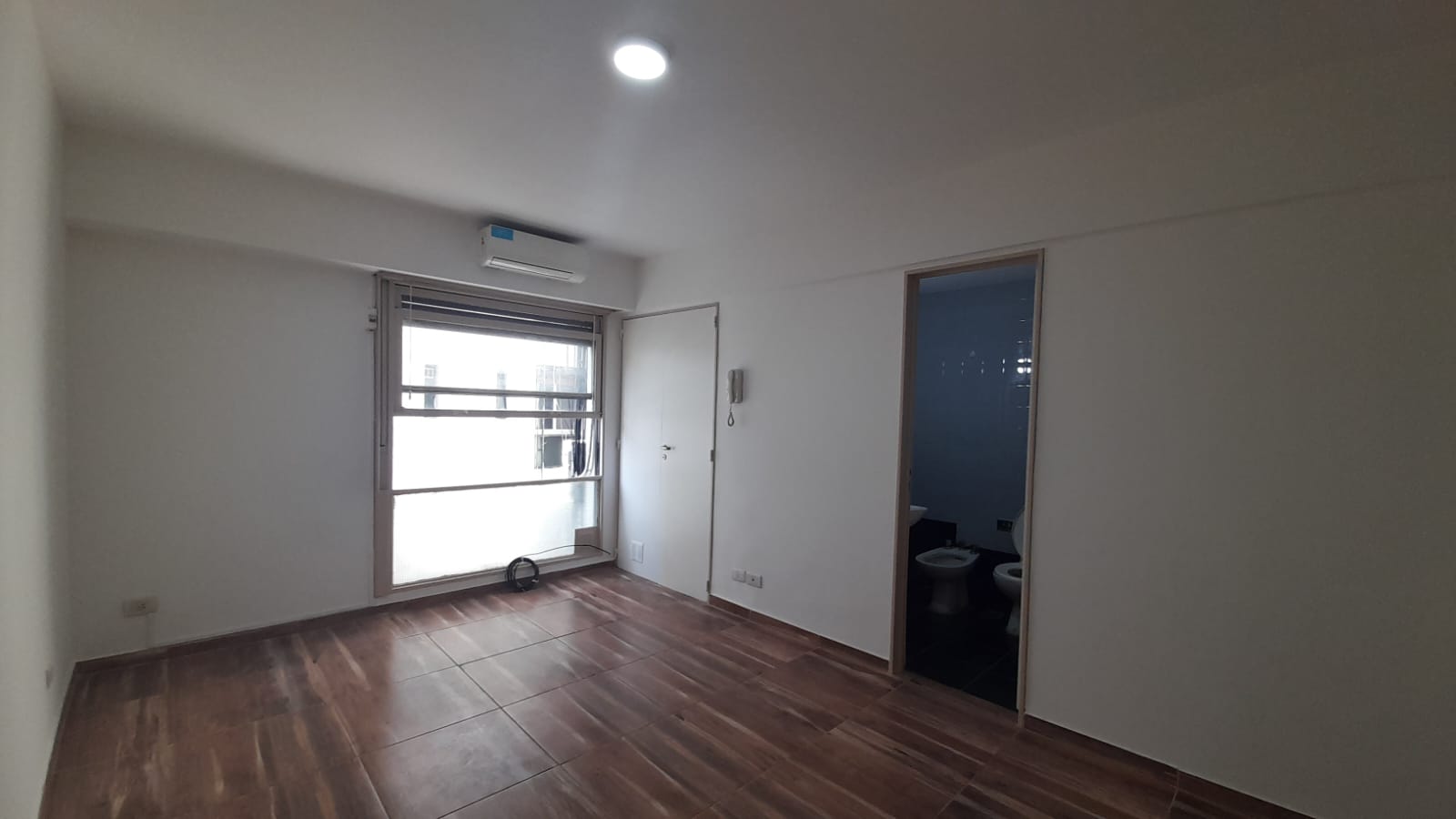 Alquiler monoambiente, av. callao al 200, cen