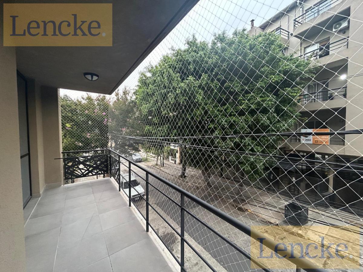 Departamento 3 ambientes 2 baños, con cochera, tigre centro, en alquiler, edificio con parrilla