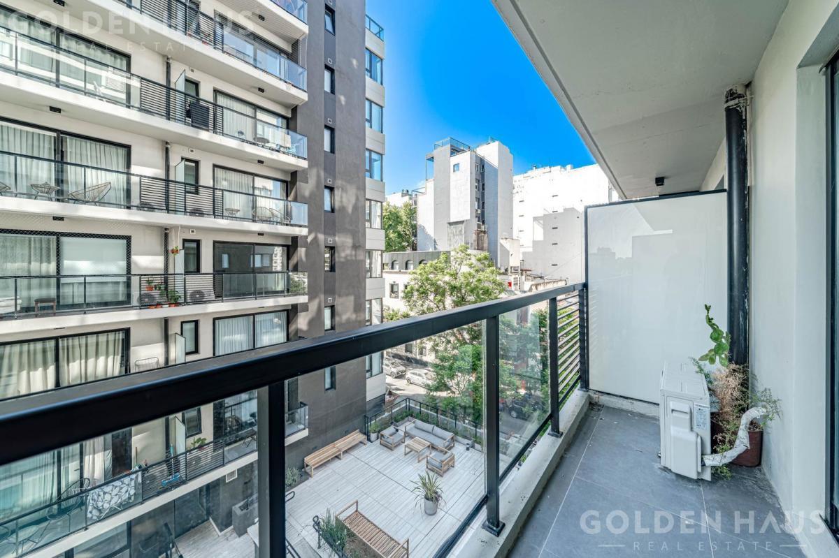 Departamento con balcón full amenities