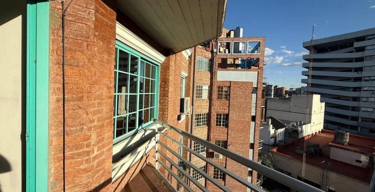 Alquiler - departamento 2 ambientes con balco