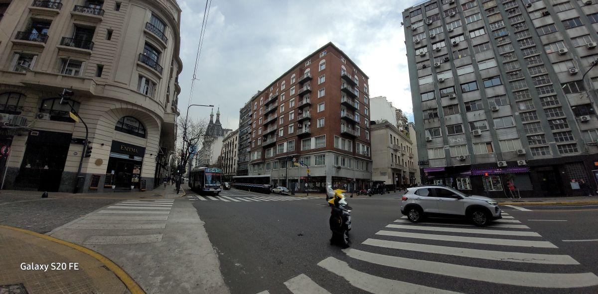 Bolìvar esq. av belgrano excelente edificio oficinas mix vvda. fte. bcòn 3 amb. + coc. + baño compl. vig