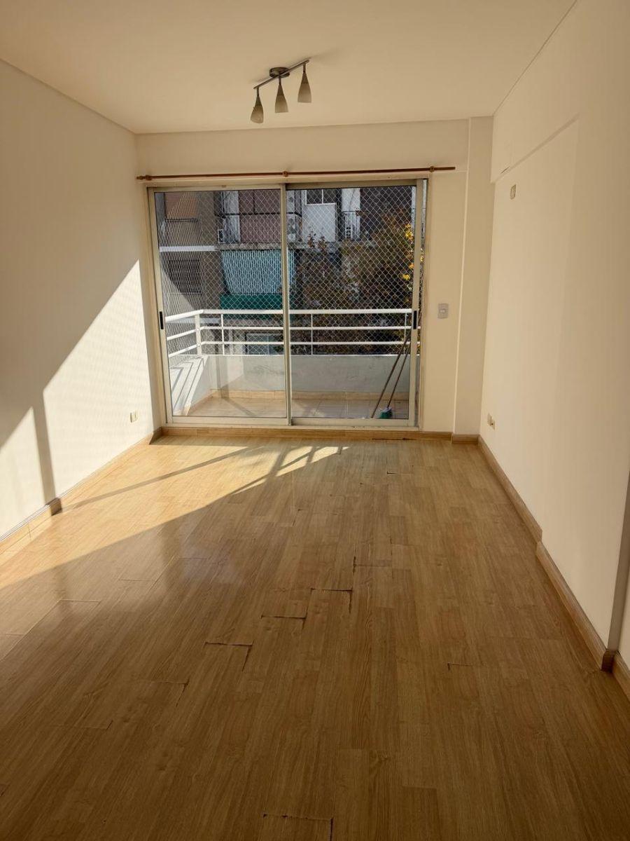 Almagro - 2 amb al frente con balcon - sarmiento al 3600