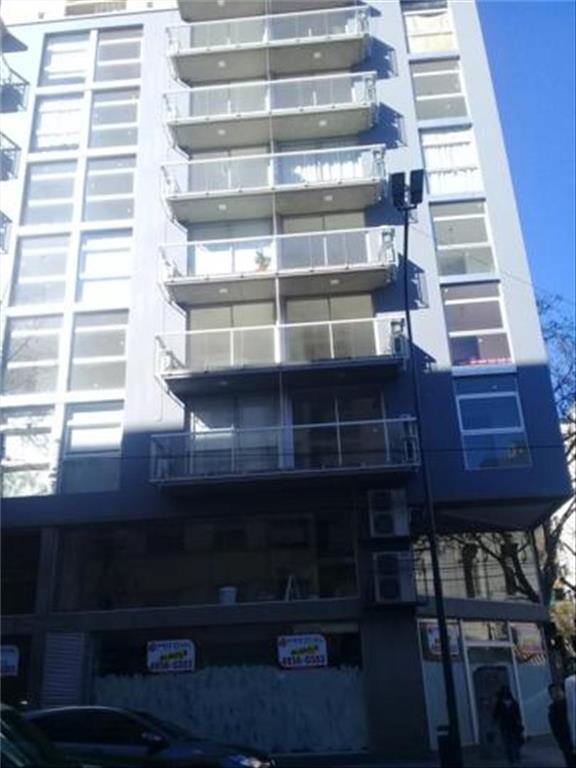 Almagro 2 ambientes  con balcon impecable