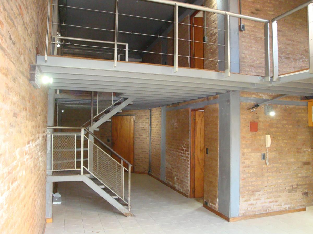 Loft 2 plantas - fte - balcon - 2 baños - coc equipada