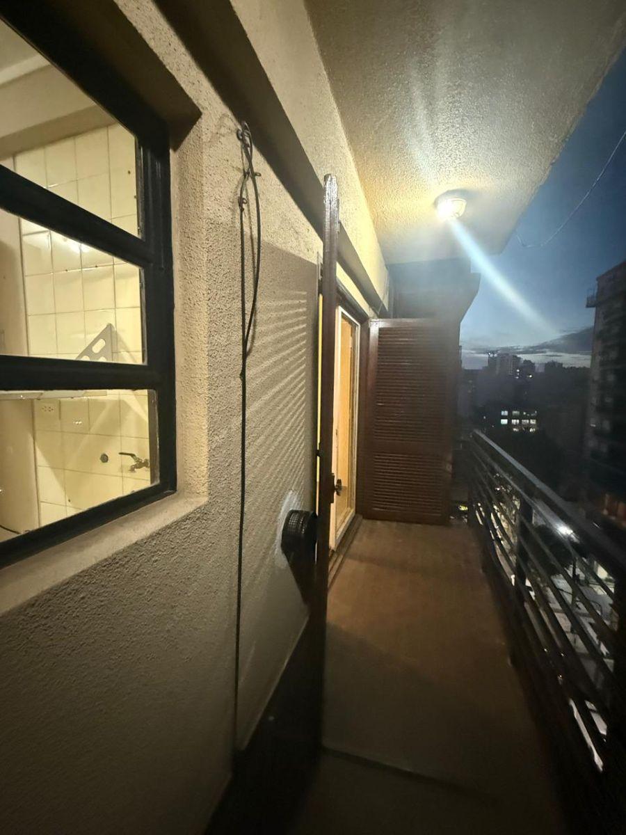 Departamento de dos ambientes en lanús, cercano a la estación de tren, apto profesional