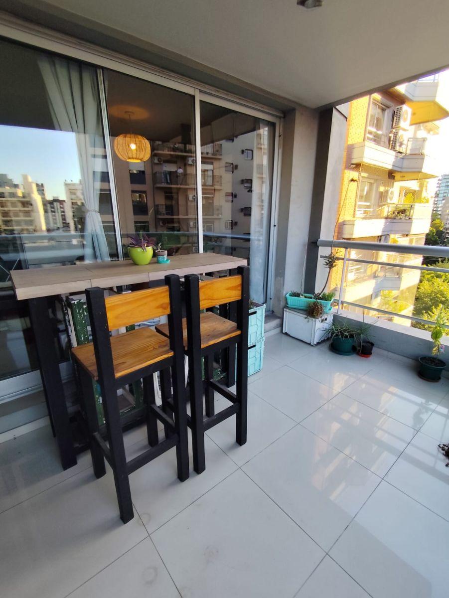 Hermoso depto de 1 ambiente, todo al frente, con balcón terraza, piso 8° vidrios dobles, todo nuevo