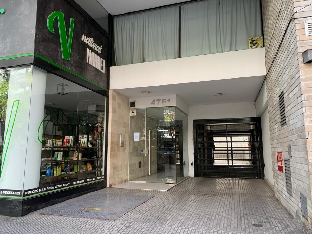 Monoambiente dividido con balcon super luminoso piso alto parrilla