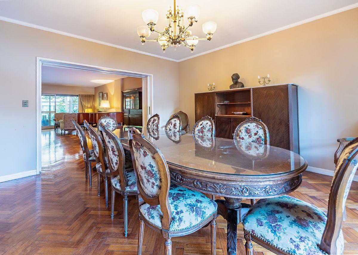 Venta departamento 5 ambientes en recoleta.
