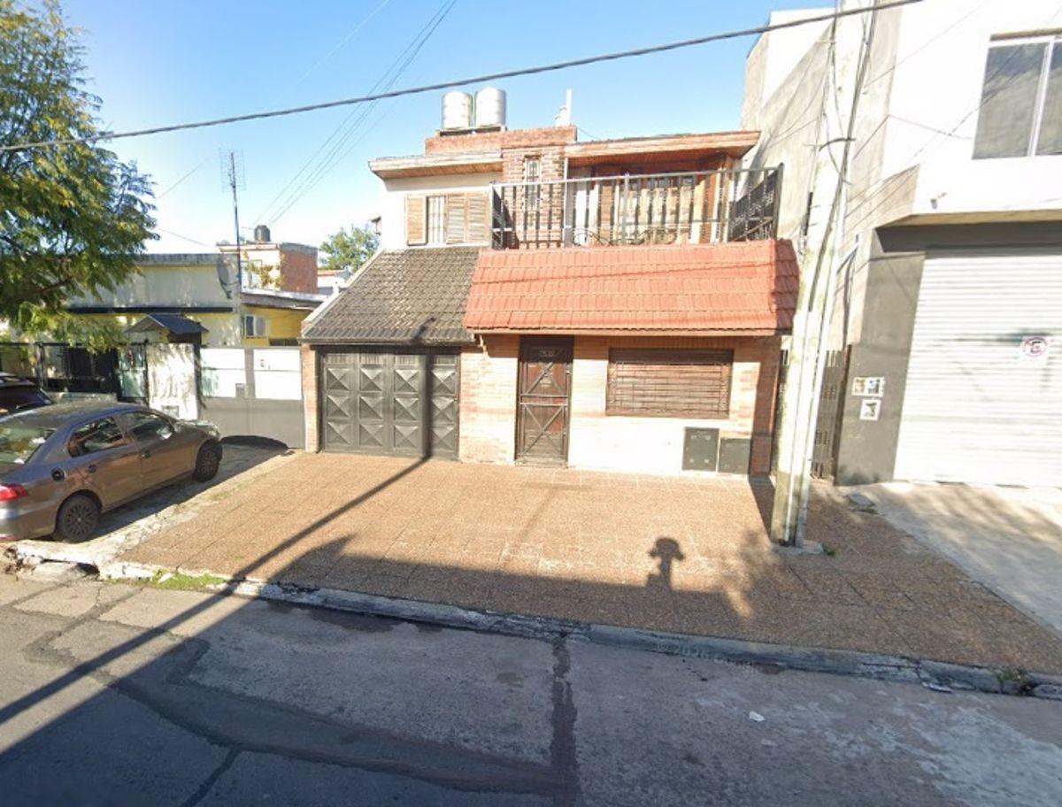 Alquiler ph 2 ambientes al frente