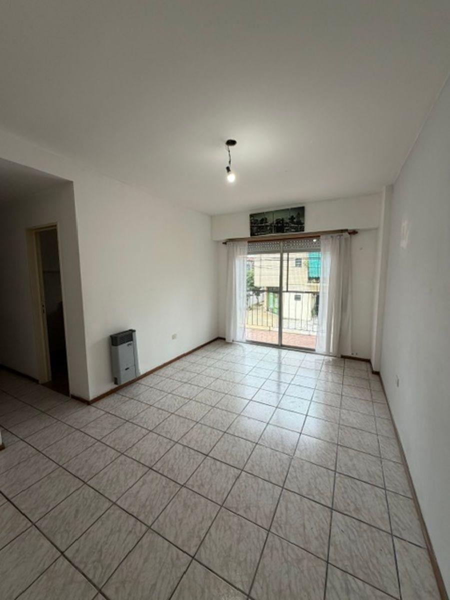 Florida m 3 ambientes al frente con balcon alquiler $950.000