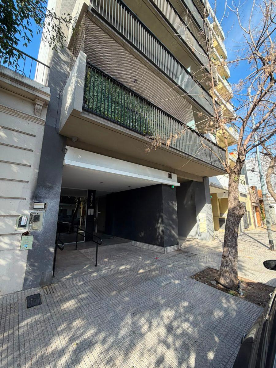 Tres arroyos 3000 - departamento monoambiente 35 m² con balcon a la calle