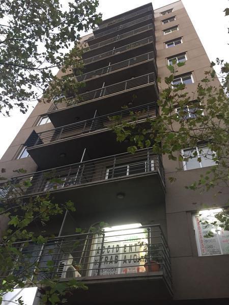 Alquiler departamento monoambiente amplio con balcon - apto uso profesional - san miguel