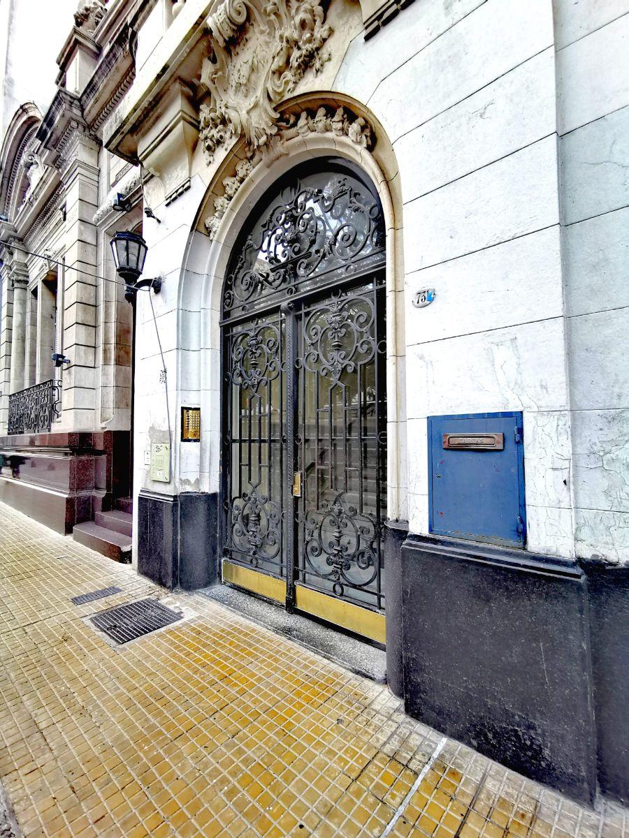 Alquiler departamento estilo francés de 3 amb. de 60 m². estilo francés. perú al 700, san telmo