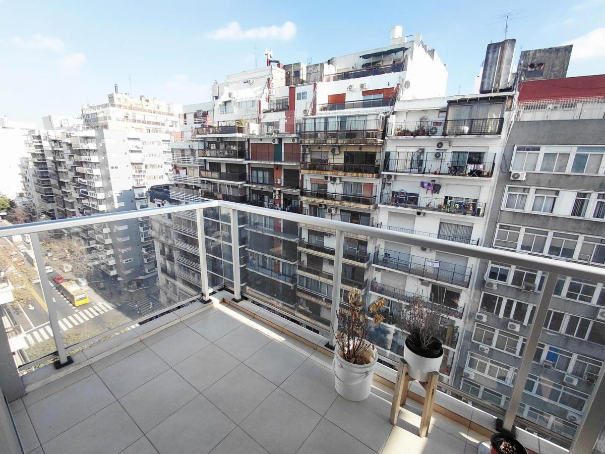 Departamento en alquiler con balcón