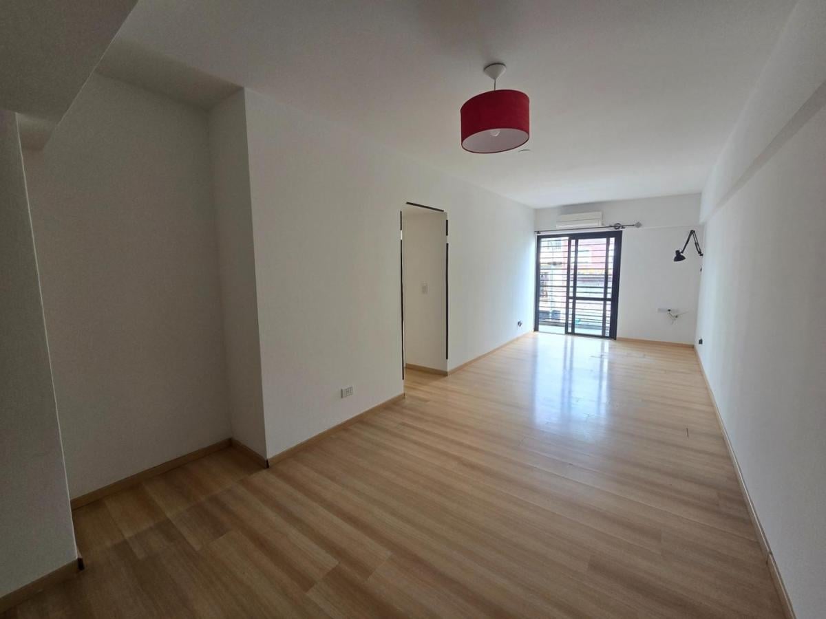 Departamento 3 ambientes con balcon - caballito
