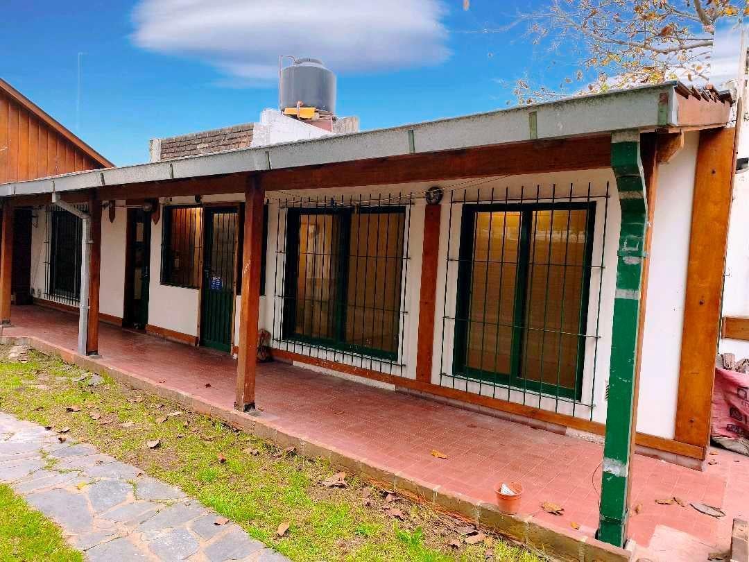 Alquiler casa 2 amb - paso del rey centro sur