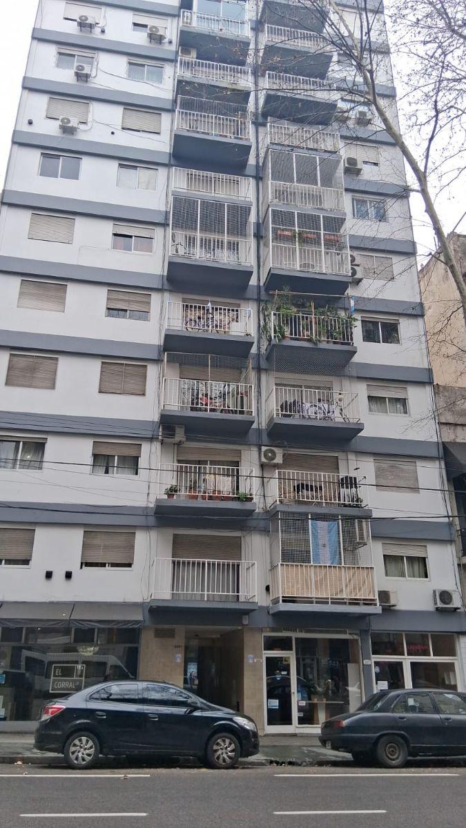 Av belgrano al 2700